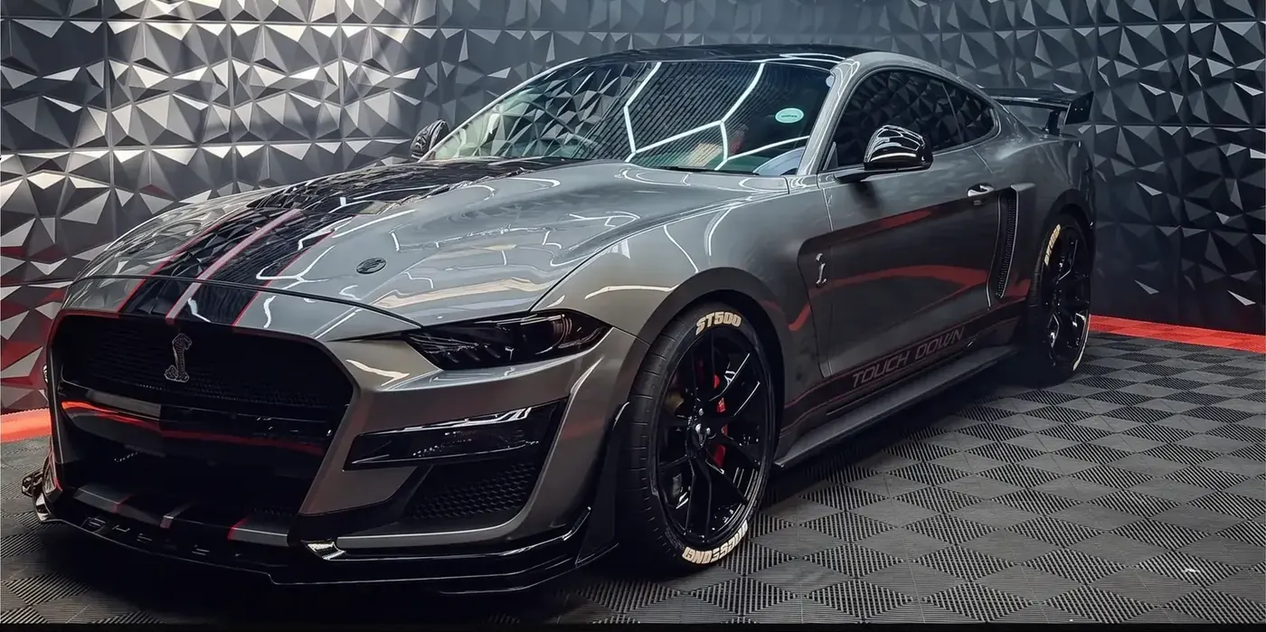 Ford Mustang after the Smoke Customs shelby-style conversion